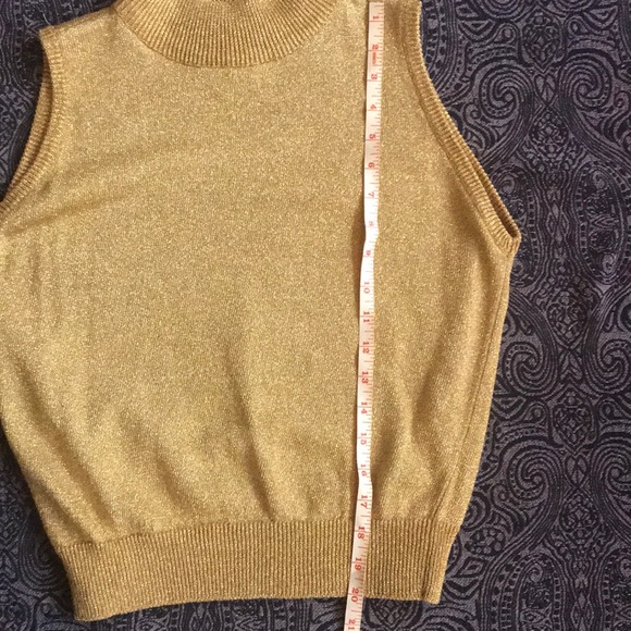 Sparkly vintage turtle neck tank - Picture 6 of 6
